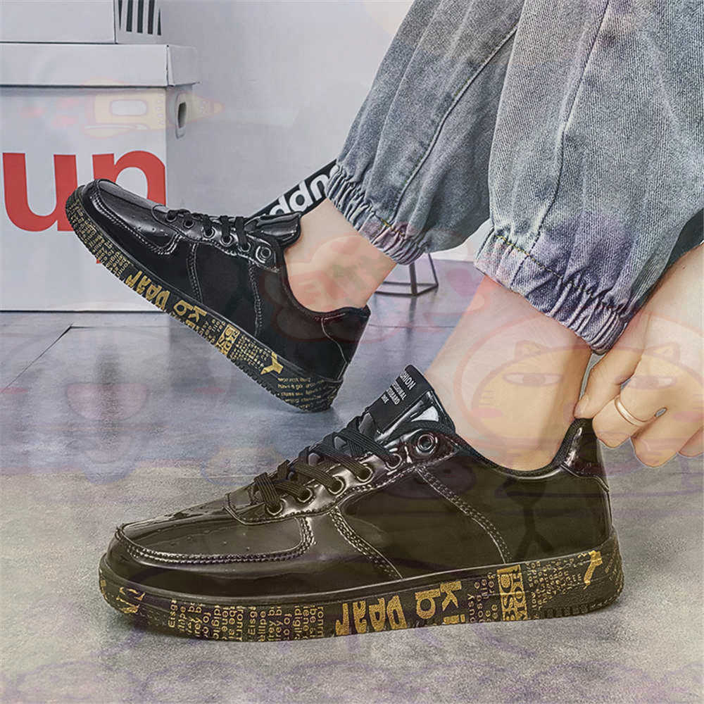 Round Foot Size 45 Sneakers Wh - огляд і ціна Streetwear Brand Canada